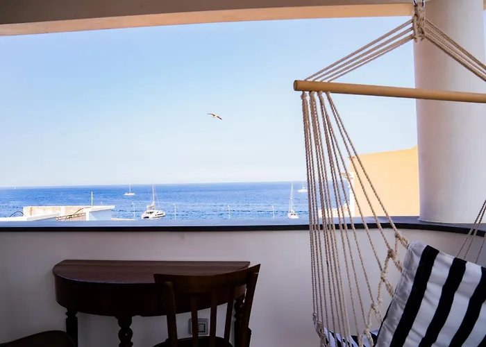 Casa Lussu Pensión 3*